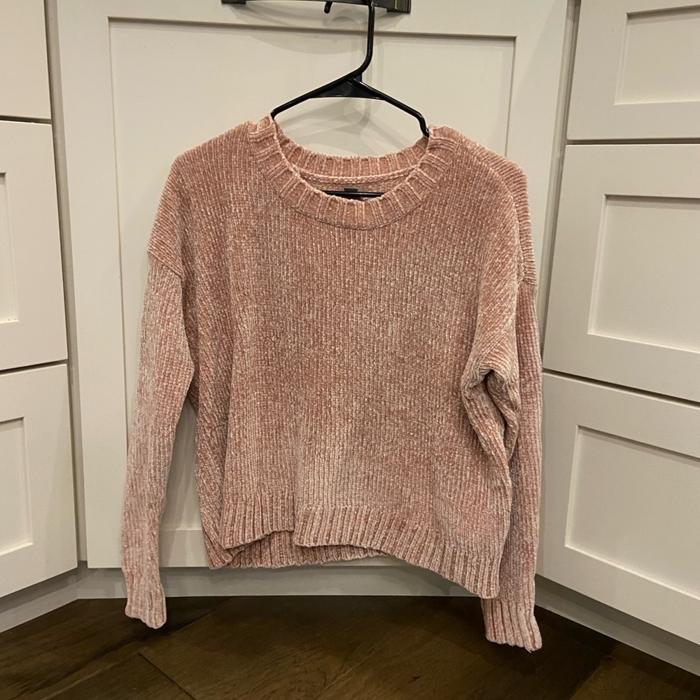 American Eagle Women’s Pink Sweater